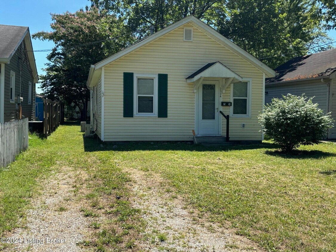 Foto principal - 2534 Broadway St