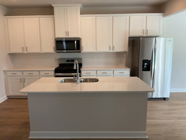 Building Photo - 521 Crowder Pl