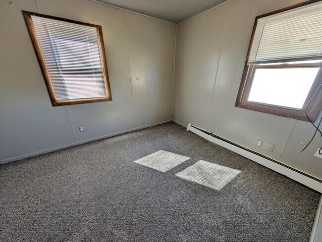 Foto del edificio - 319 N 8th Ave