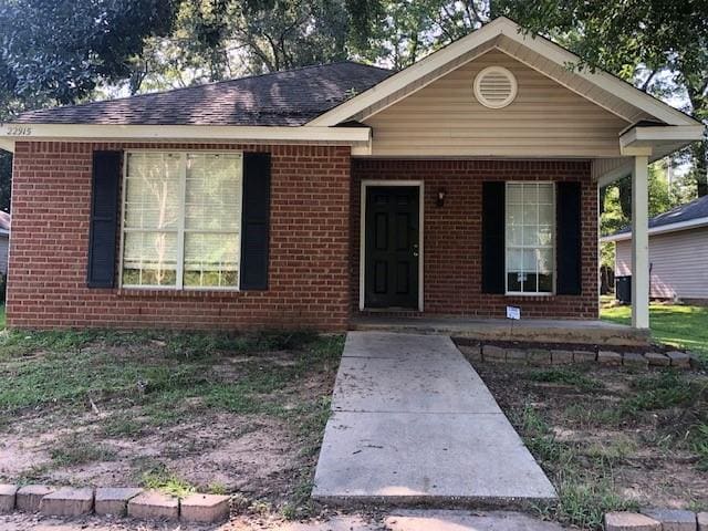 Foto principal - 22915 Monroe St
