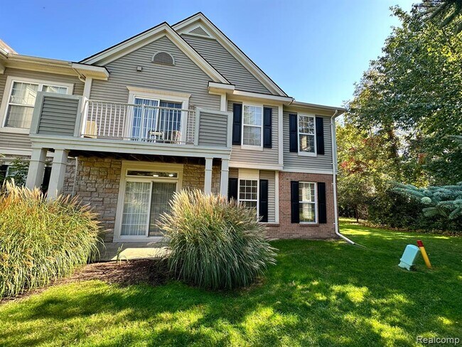 Foto del edificio - 2354 Pinecroft Dr