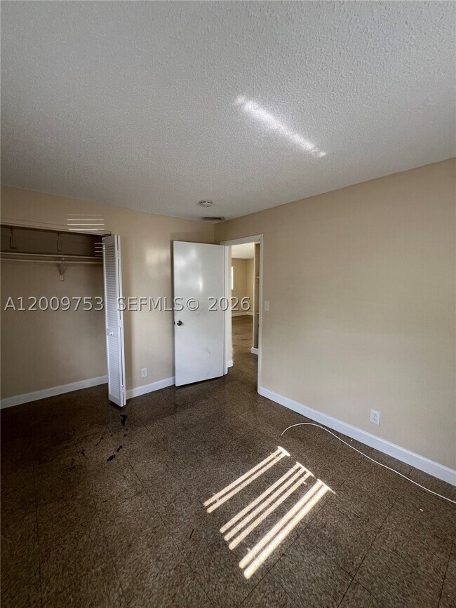 Foto del edificio - 11611 SW 215th St