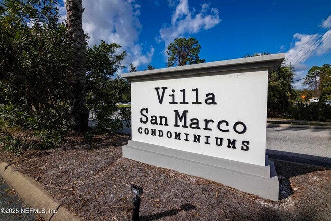Foto del edificio - 305 N Villa San Marco Dr