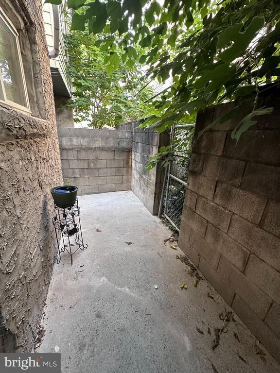Foto del edificio - 1245 S Bucknell St