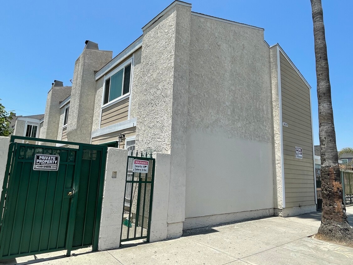 Front Building - 1619 N Avalon Blvd