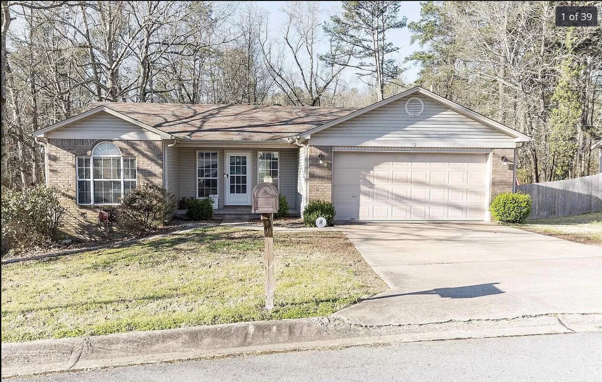 Primary Photo - 10 Calvary Cir