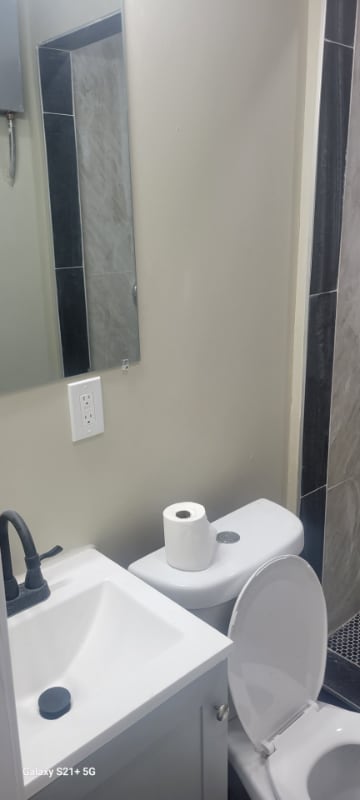 Foto del edificio - 207 W Laveer St