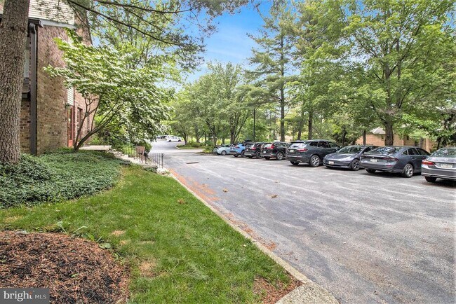 Foto del edificio - 1807 Mountainview Dr