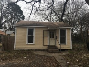 Building Photo - 5917 Lexington Ave