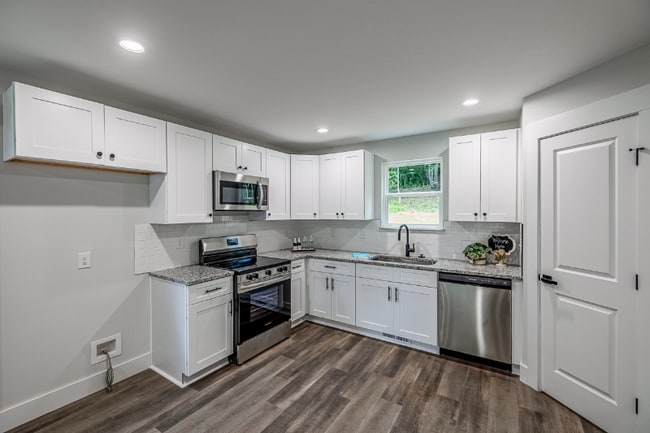 Foto del edificio - 120 Brookmeade Dr