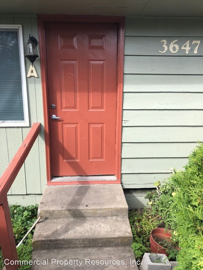 Building Photo - 3647 Hawthorne