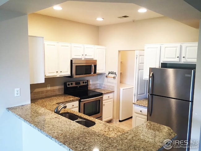 Building Photo - 4545 Wheaton Dr
