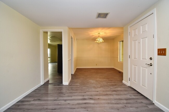 Foto del edificio - $4,390 4 BEDROOM GORGEOUS REMODELED SAN RA...