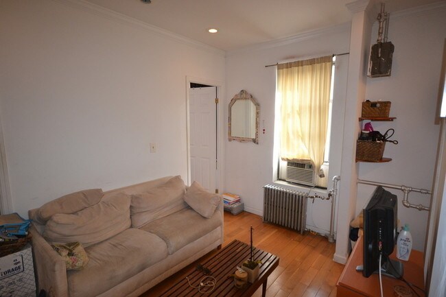 Building Photo - 135 Sullivan St