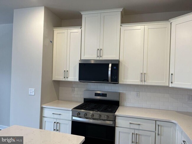 Building Photo - 103 Abramo Victor Dr