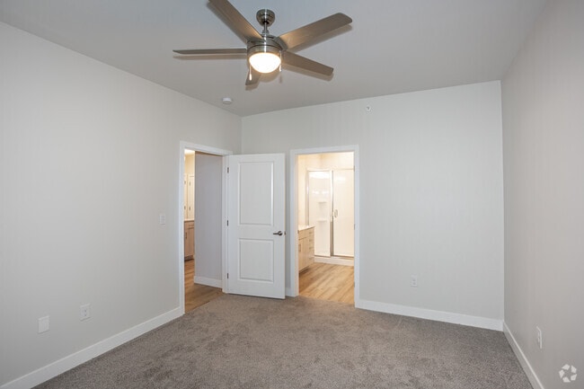 2BR, 2BA - 986 SF - Altair at the Heights