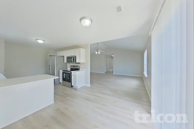 Building Photo - 257 Waxberry Ct