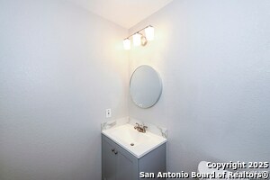 Foto del edificio - 3535 Honey Meadow