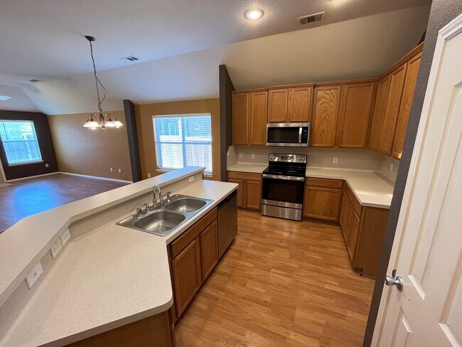 Building Photo - 1404 Morning Dove Dr