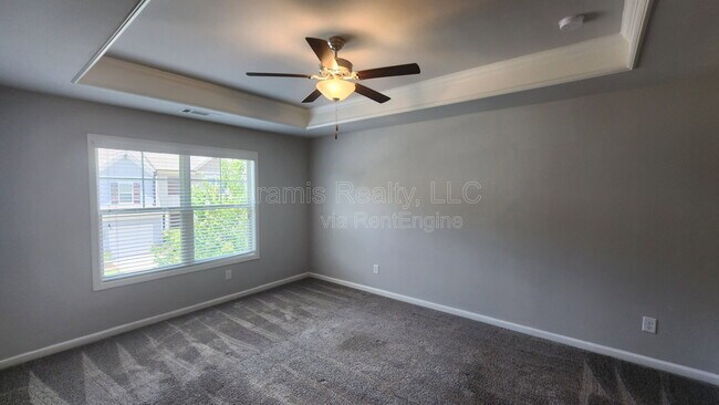 Building Photo - 5238 Pinnacle Walk