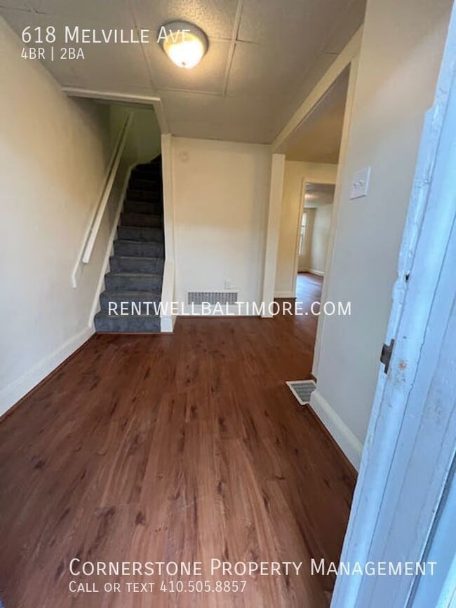 Building Photo - 4 bed, 2 bath I $1650 | 618 Melville Ave B...