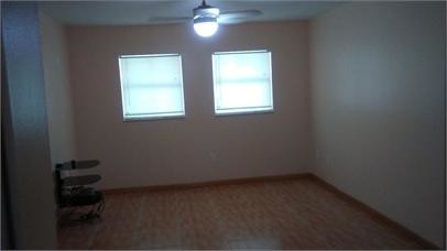 Building Photo - 807 Sky Lake Cir