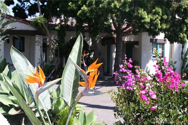 Foto del edificio - 243 Avenida Madrid