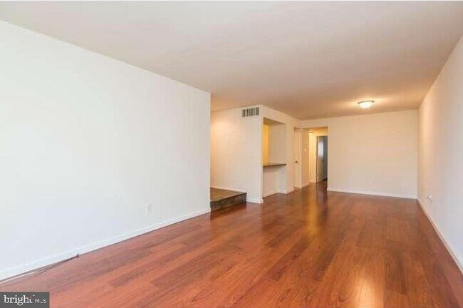 Foto del edificio - 326 Hermit St