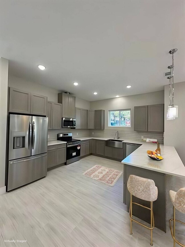 Foto del edificio - 301 Knights Row