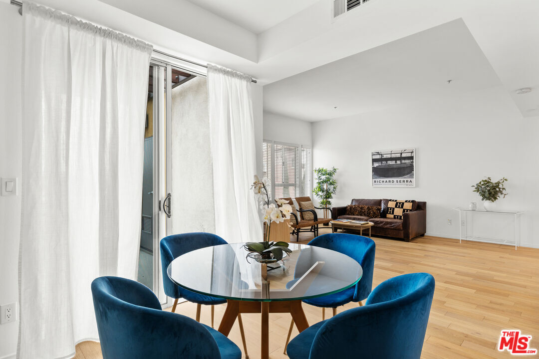 Foto principal - 4180 Fair Ave