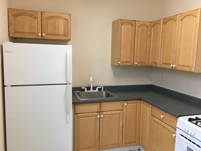 Foto del edificio - 1517 Plainfield Ave NE