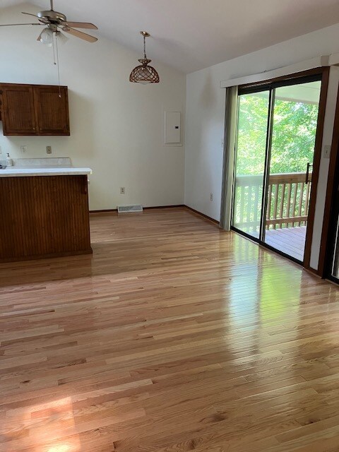 Foto del edificio - 813 W 29th St