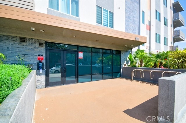 Foto del edificio - 820 S Wilton Pl