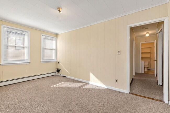 Building Photo - 307 W Westfield Ave