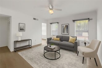 Building Photo - 2510 Huntingdon Chase