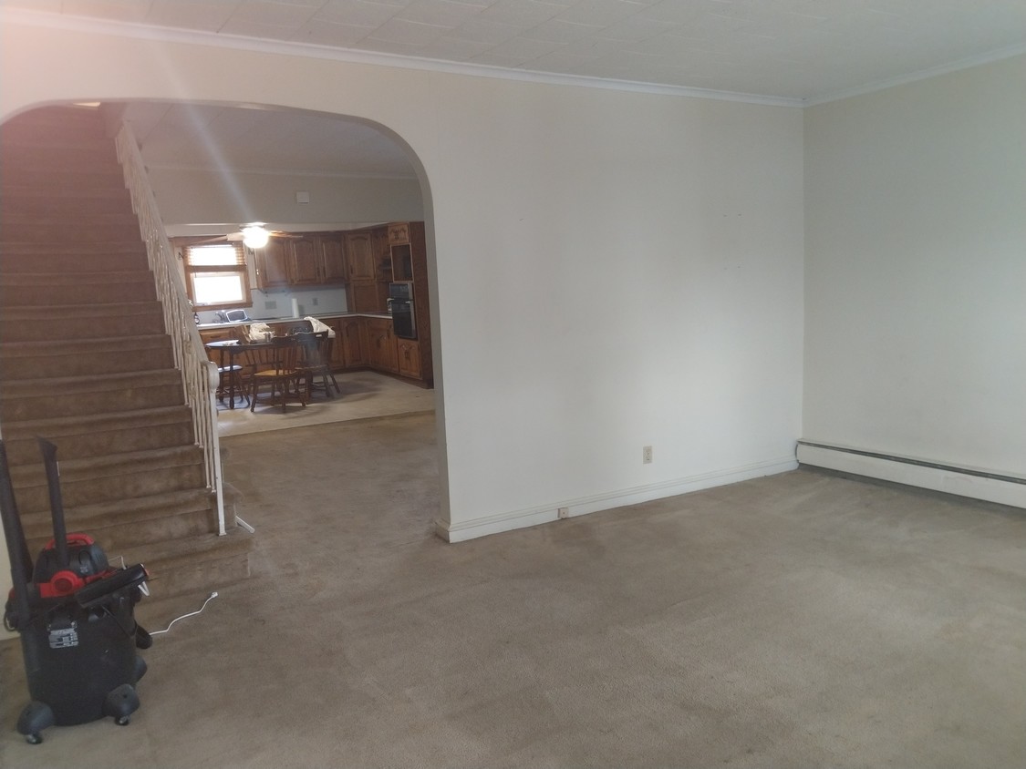 Foto principal - 126 S Bromley Ave