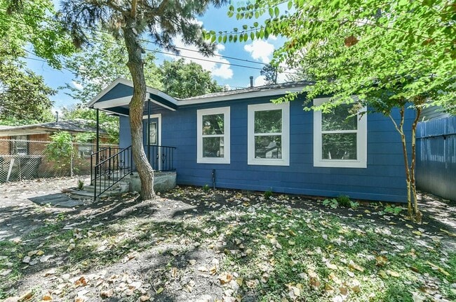 Building Photo - 6611 Conley St