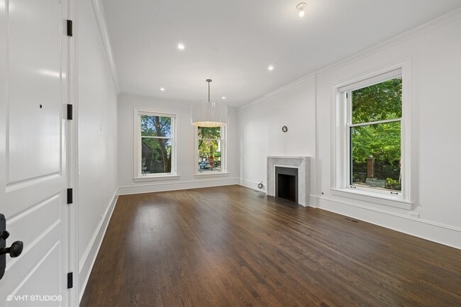 Building Photo - 1300 N Ritchie Ct