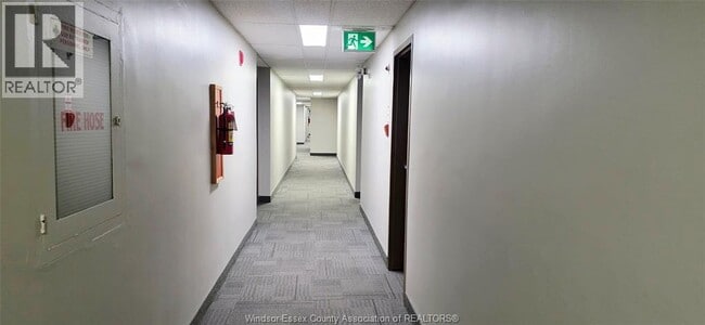 Photo du bâtiment - 3900 Wyandotte St E