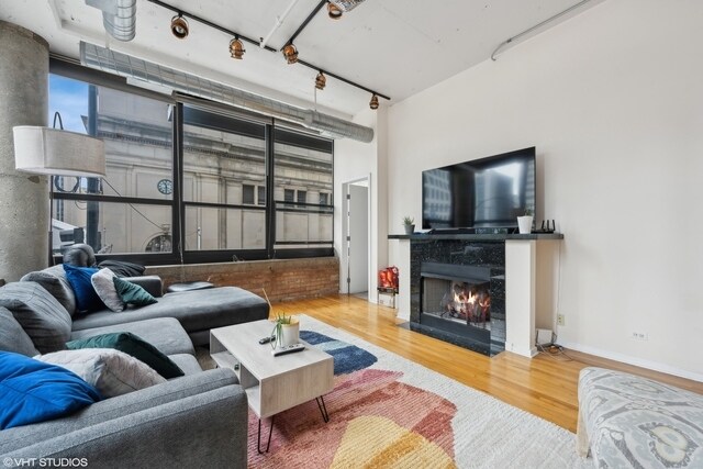 Foto del edificio - 130 S Canal St