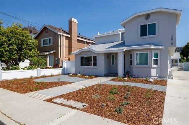 Foto principal - 2410 Clark Ln