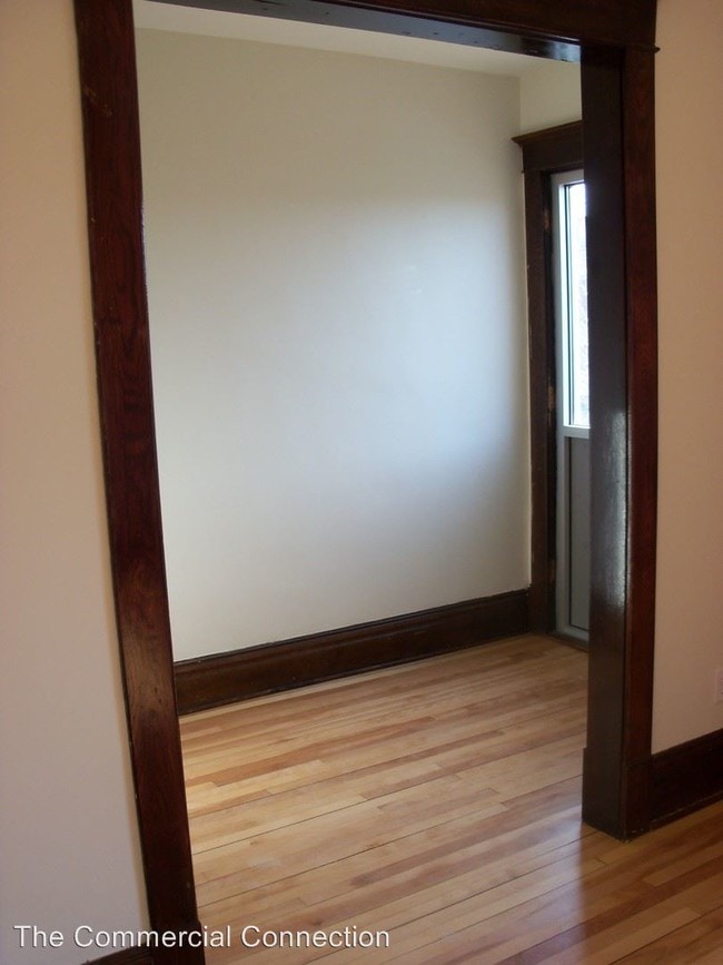 Building Photo - 2511 Nicollet Ave