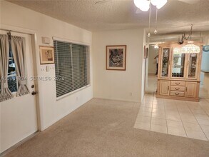 Building Photo - 3561 Pine Tree Ct
