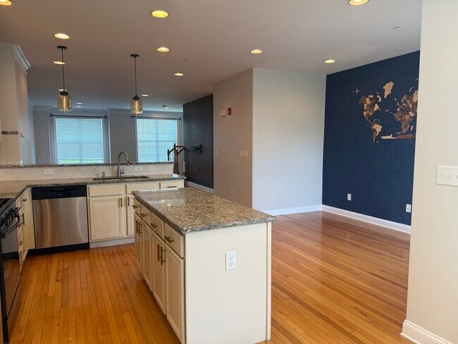 Building Photo - 28 Moses Wheelock