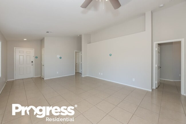 Building Photo - 2230 S 63rd Dr