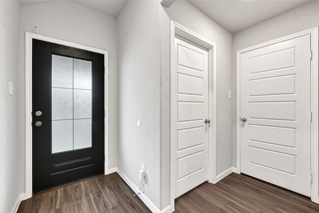 Building Photo - 15638 Buffalo Mdw Ct