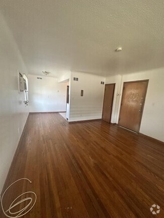 Building Photo - 4201 Rocky River Dr