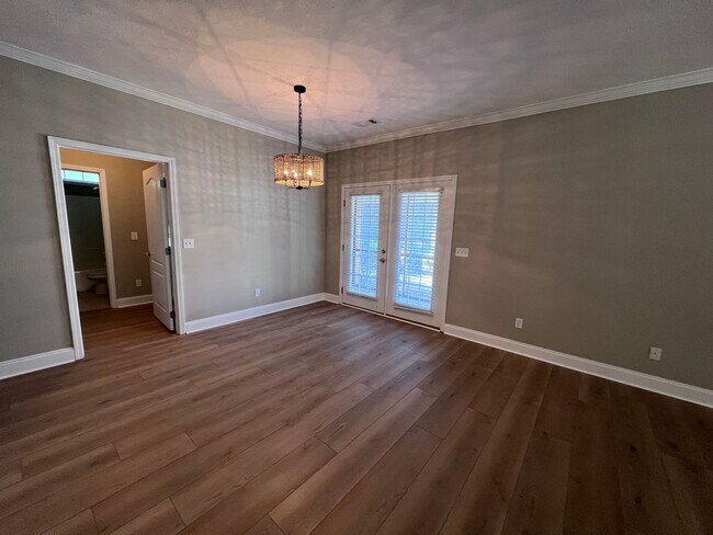 Foto del edificio - One Level Garden Home in Athena Park