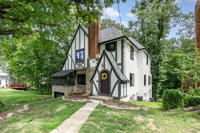 Modern Elegance Meets Mt. Lookout Charm – ... - Modern Elegance Meets Mt. Lookout Charm – ... House