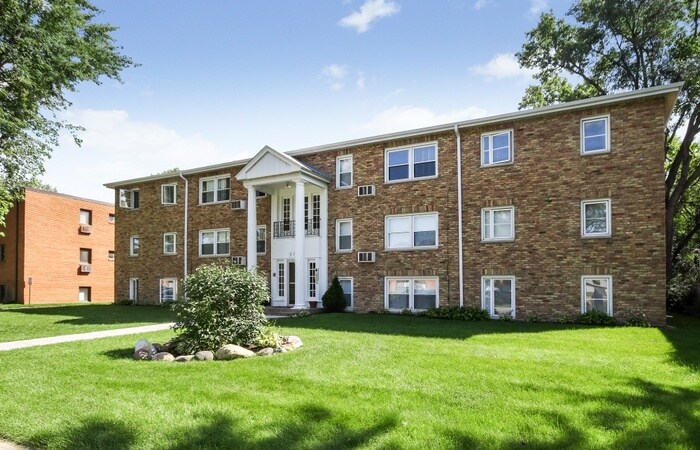 Primary Photo - 3109 Virginia Ave S
